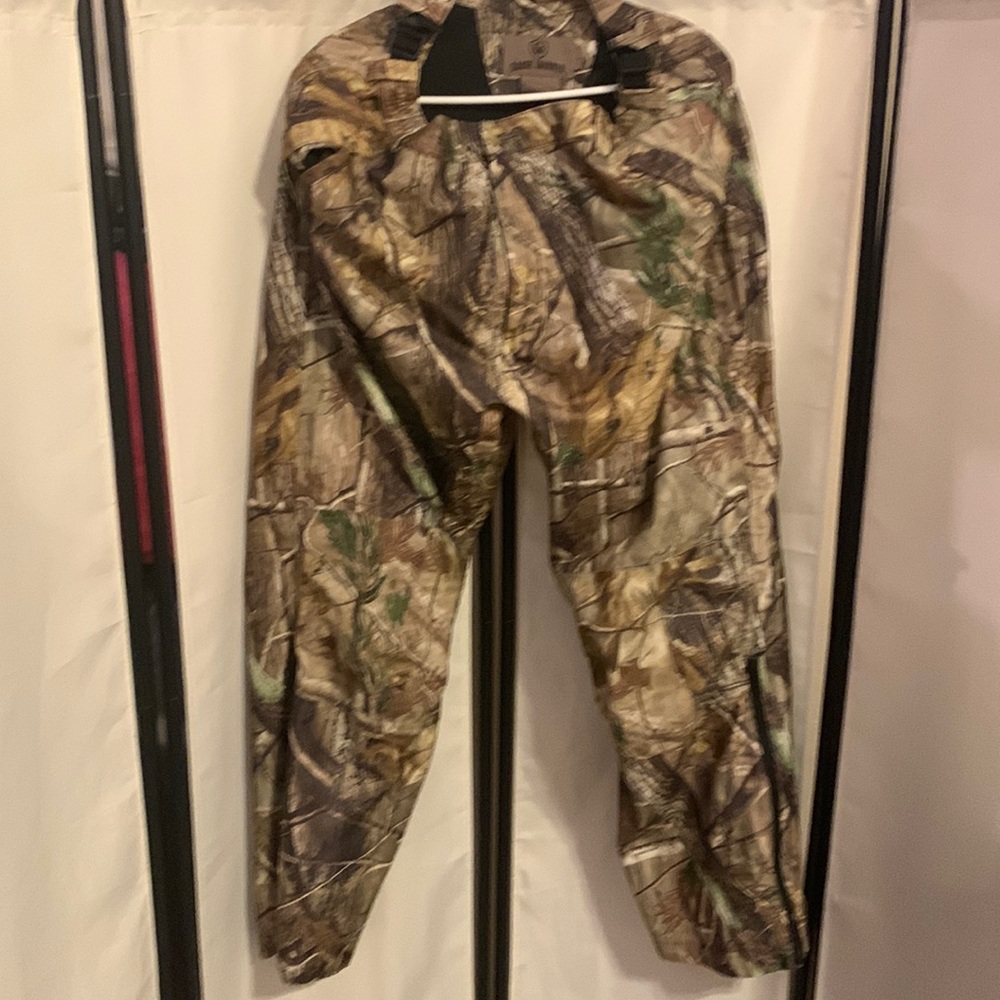 Mens size Large adjustable waist Game Winner camouflage waterproof pants